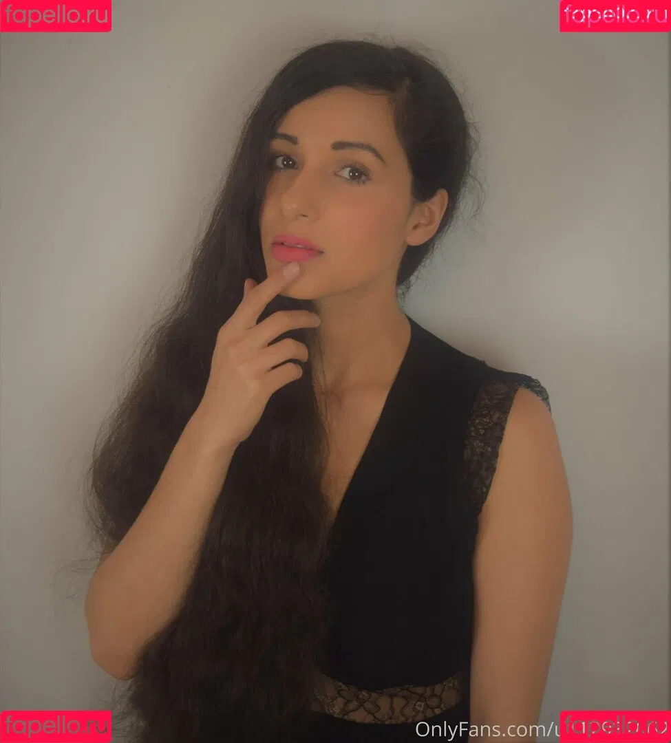 mirabellaestella Onlyfans Photo Gallery 