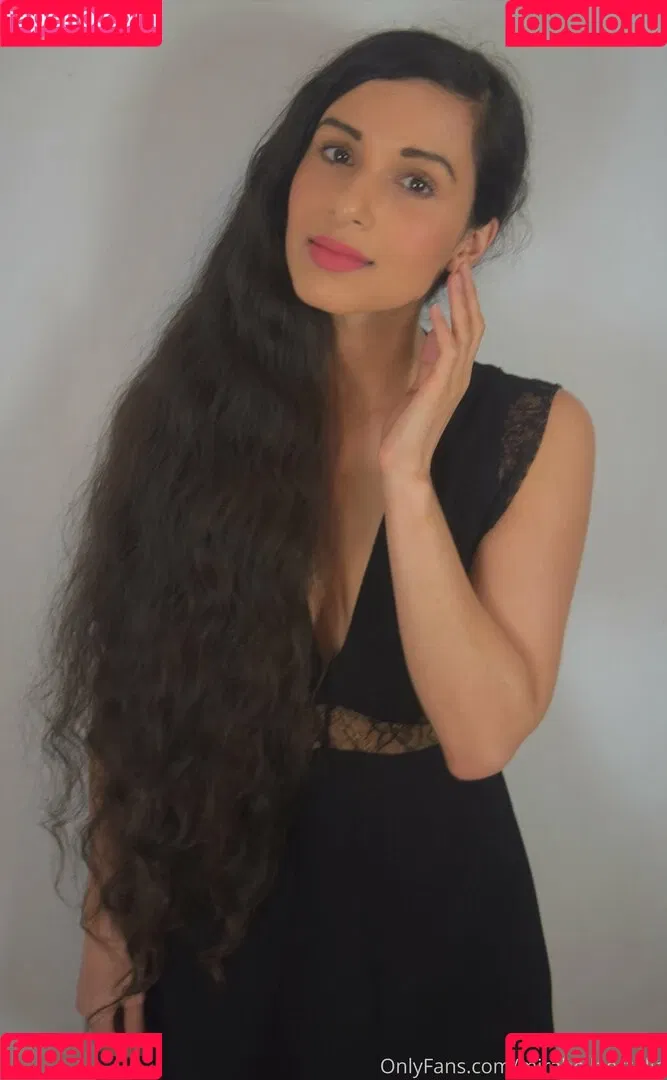 mirabellaestella Onlyfans Photo Gallery 