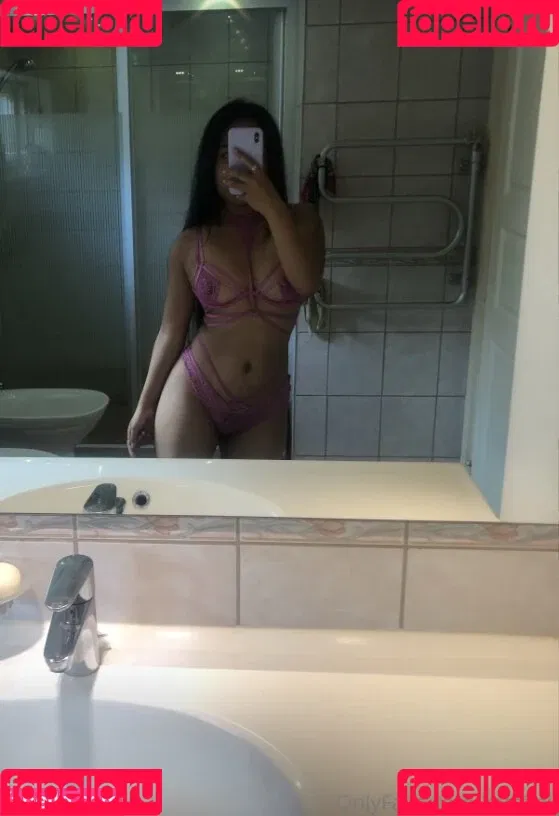 keraiink Onlyfans Photo Gallery 