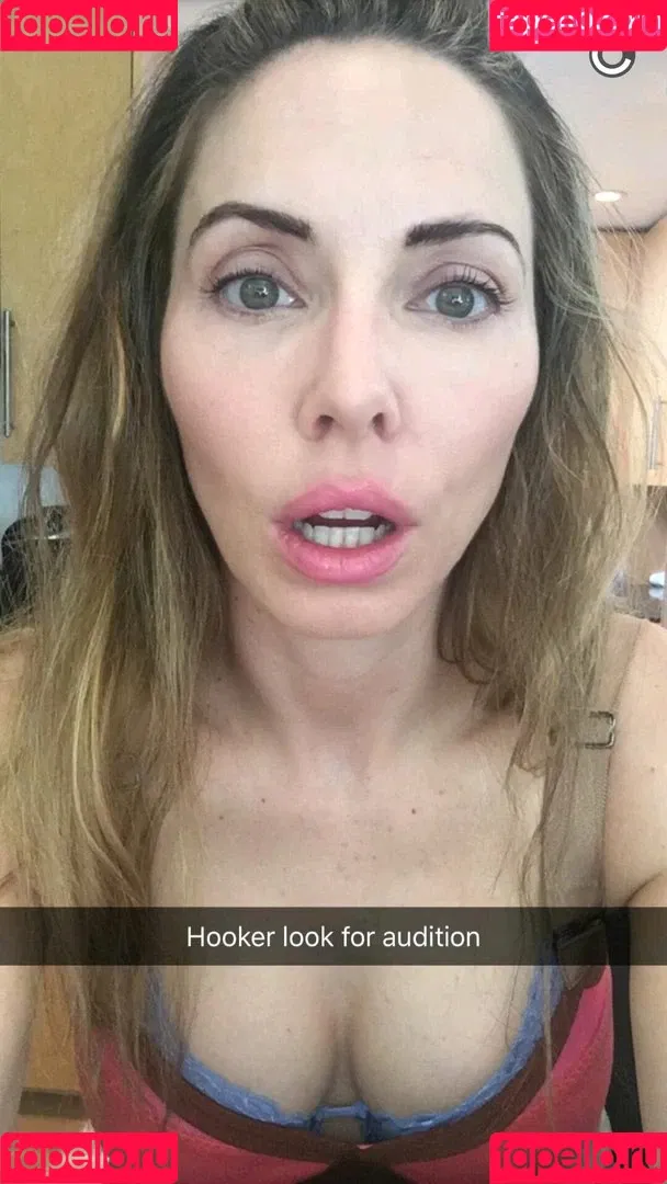 Whitney Cummings Onlyfans Photo Gallery 