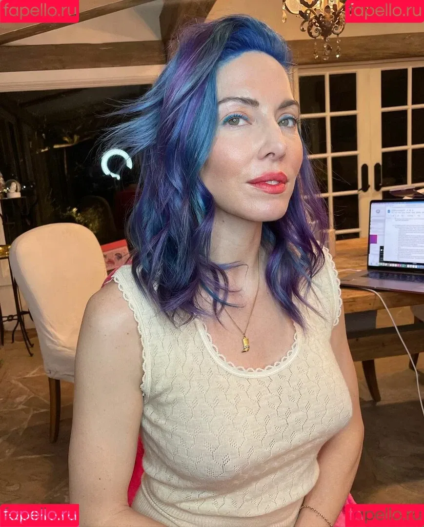 Whitney Cummings Onlyfans Photo Gallery 