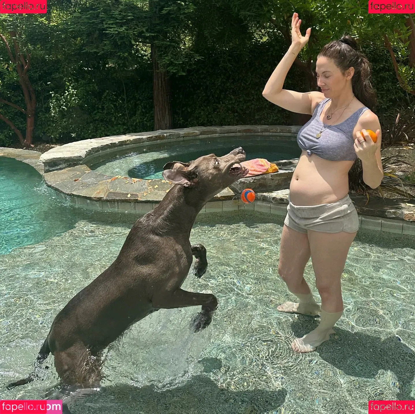 Whitney Cummings Onlyfans Photo Gallery 