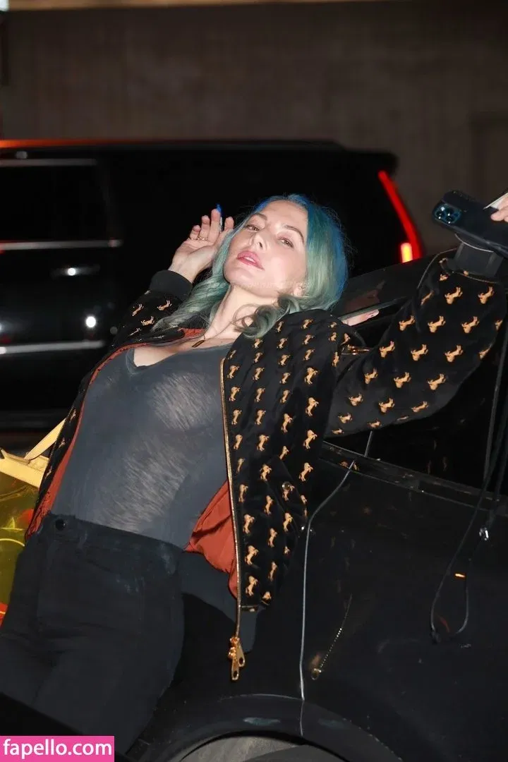 Whitney Cummings Onlyfans Photo Gallery 