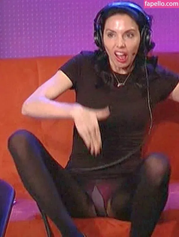 Whitney Cummings Onlyfans Photo Gallery 