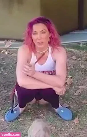 Whitney Cummings Onlyfans Photo Gallery 