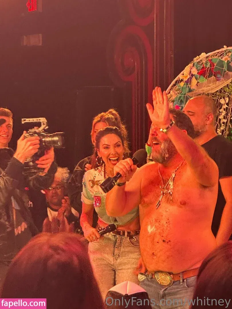 Whitney Cummings Onlyfans Photo Gallery 