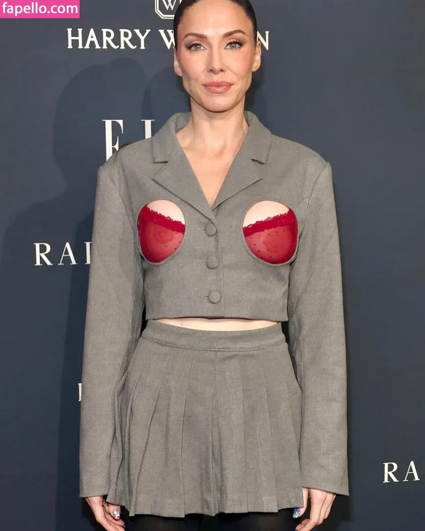 Whitney Cummings Onlyfans Photo Gallery 