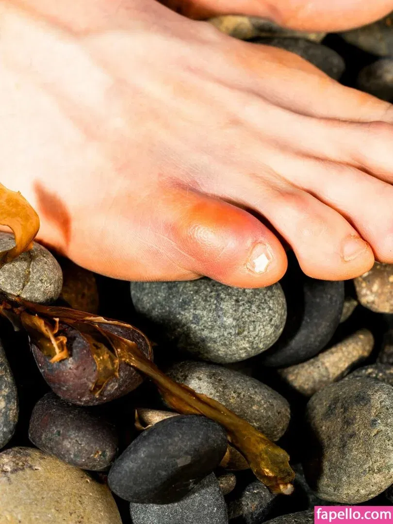 Whitney Cummings Onlyfans Photo Gallery 