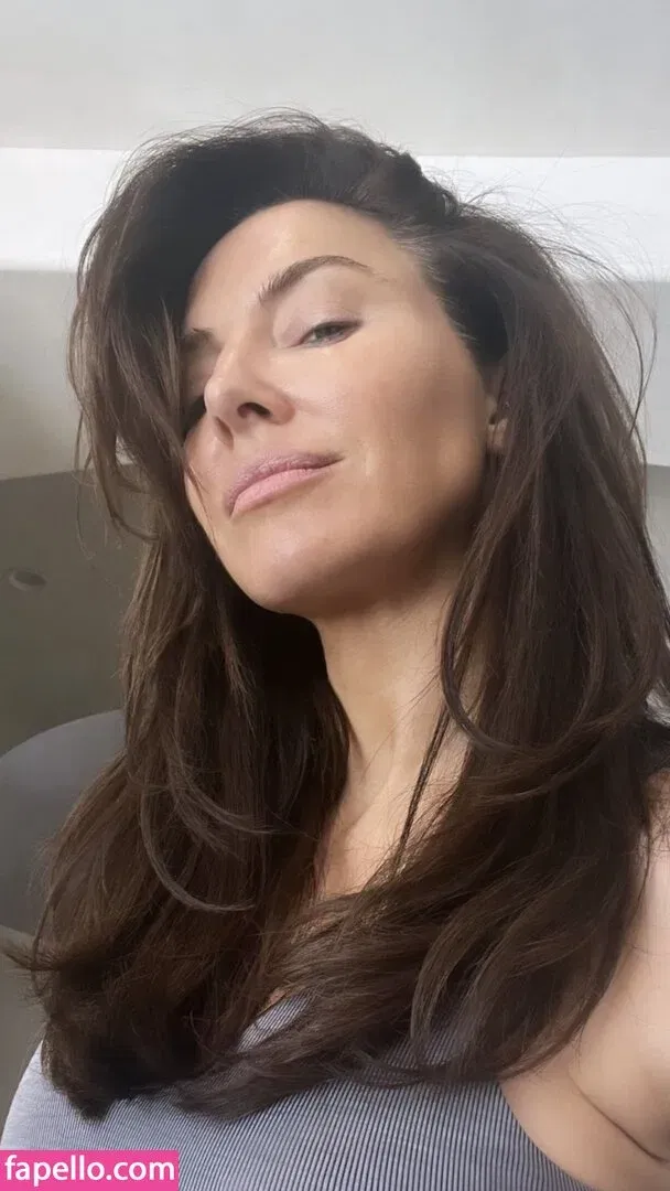 Whitney Cummings Onlyfans Photo Gallery 