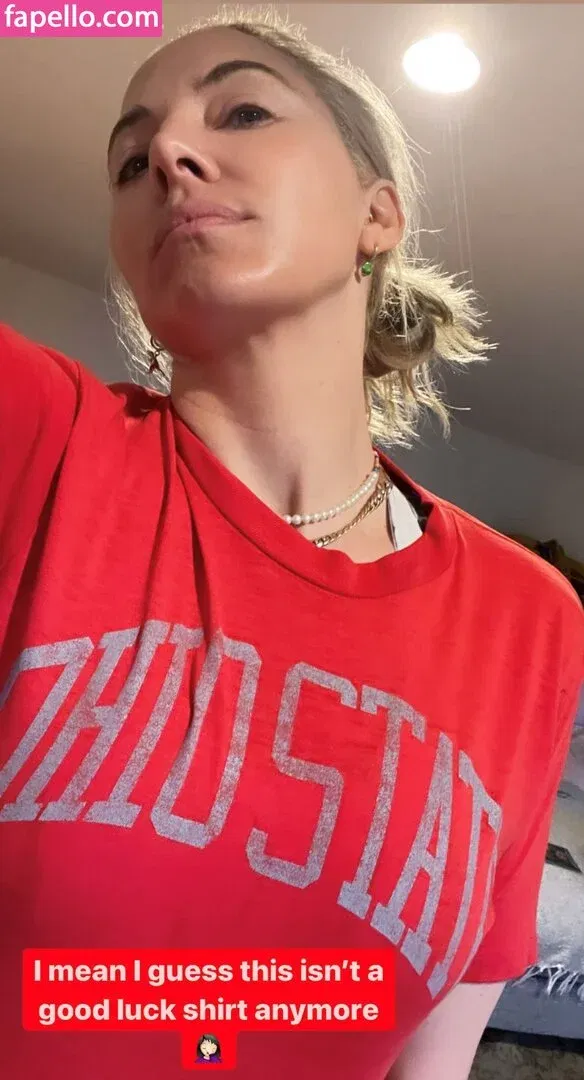 Whitney Cummings Onlyfans Photo Gallery 