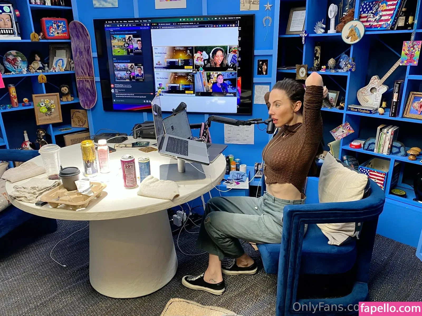 Whitney Cummings Onlyfans Photo Gallery 