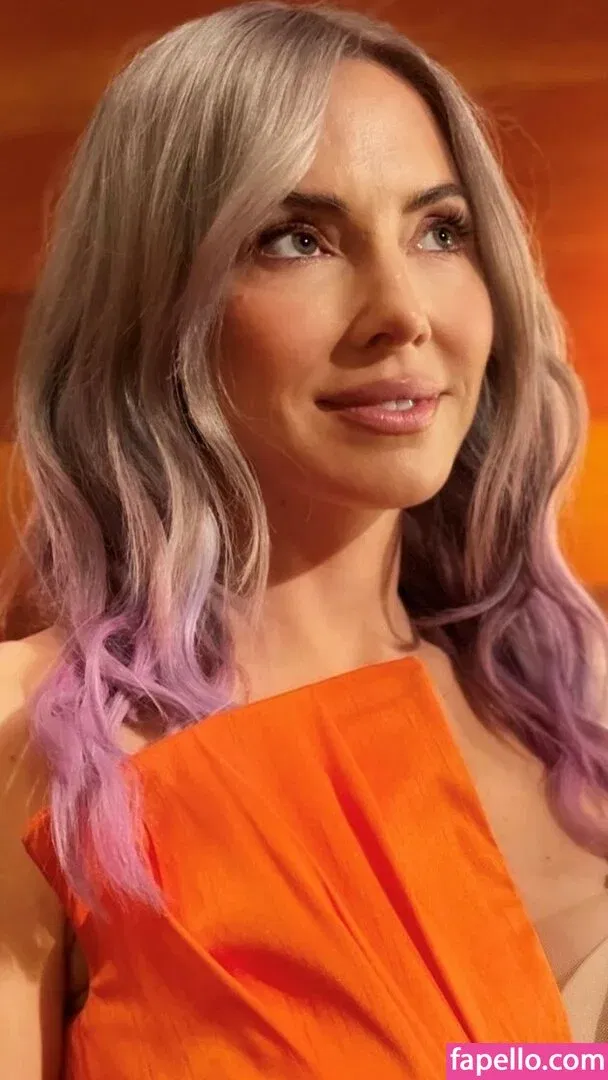 Whitney Cummings Onlyfans Photo Gallery 