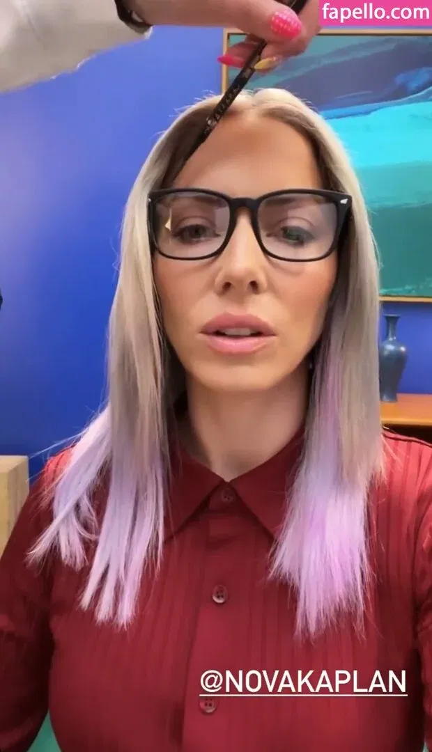 Whitney Cummings Onlyfans Photo Gallery 