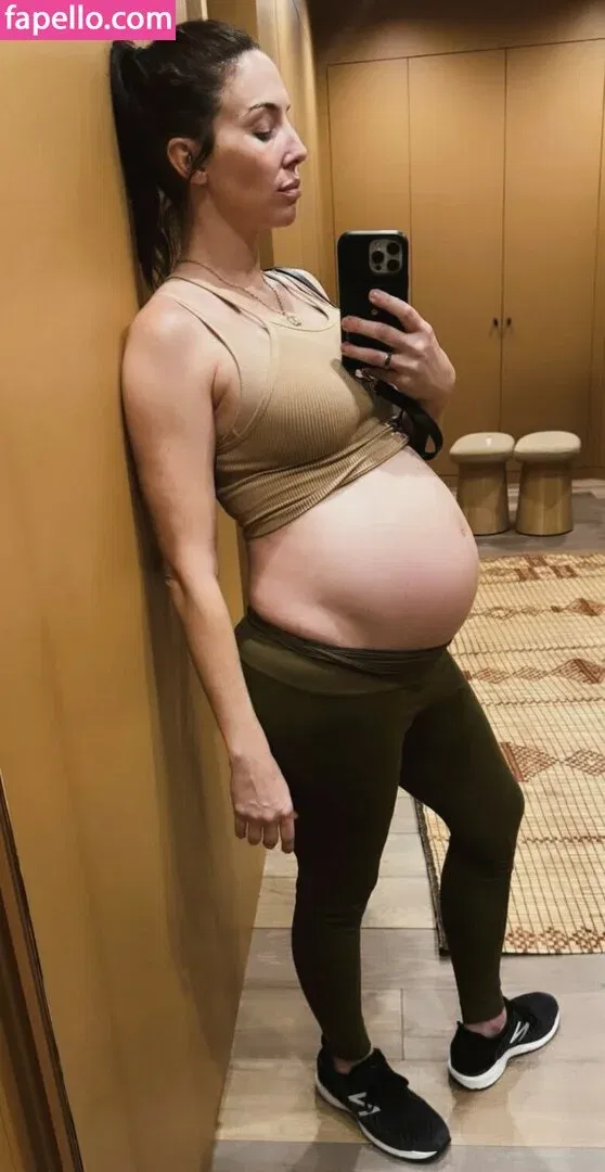 Whitney Cummings Onlyfans Photo Gallery 