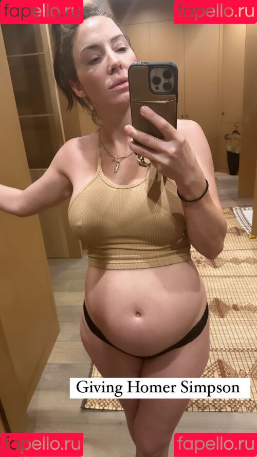 Whitney Cummings Onlyfans Photo Gallery 