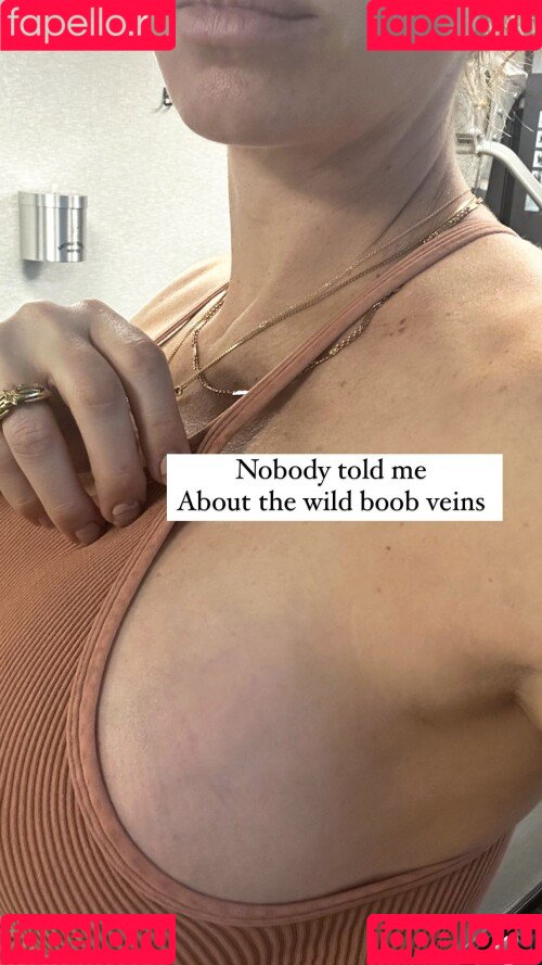 Whitney Cummings Onlyfans Photo Gallery 