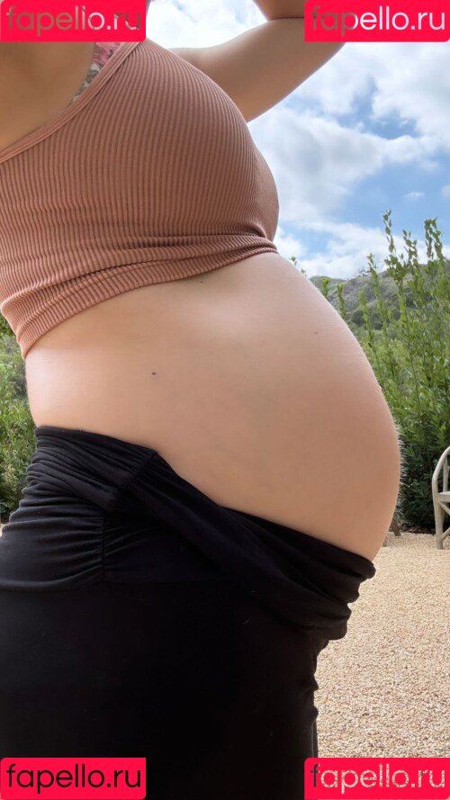 Whitney Cummings Onlyfans Photo Gallery 