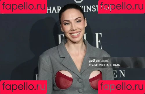 Whitney Cummings Onlyfans Photo Gallery 