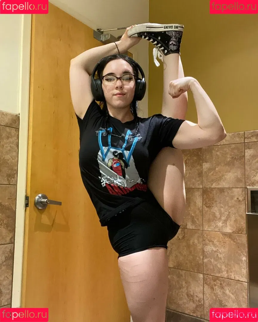 Amberthevalkyrie Onlyfans Photo Gallery 
