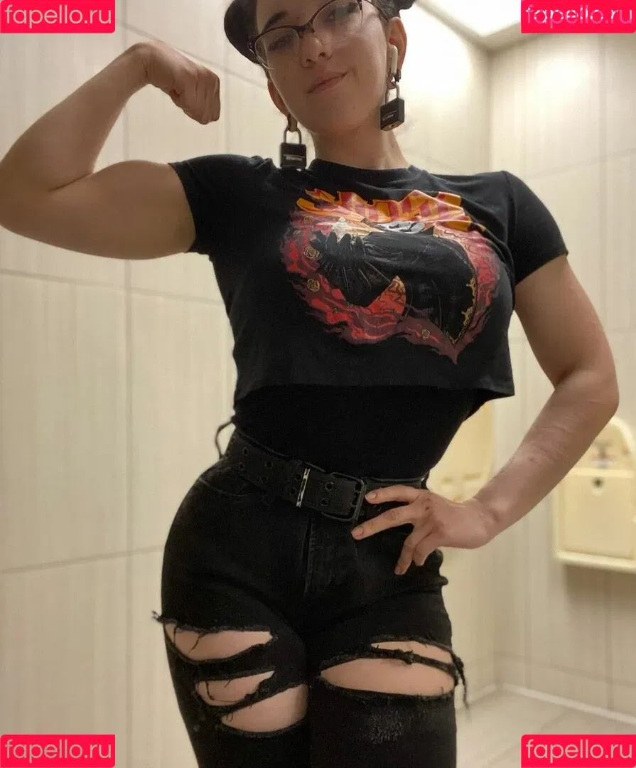 Amberthevalkyrie Onlyfans Photo Gallery 