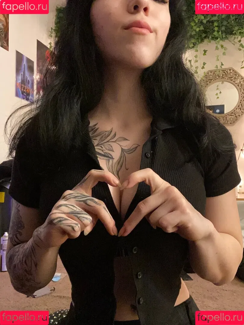 Amberthevalkyrie Onlyfans Photo Gallery 