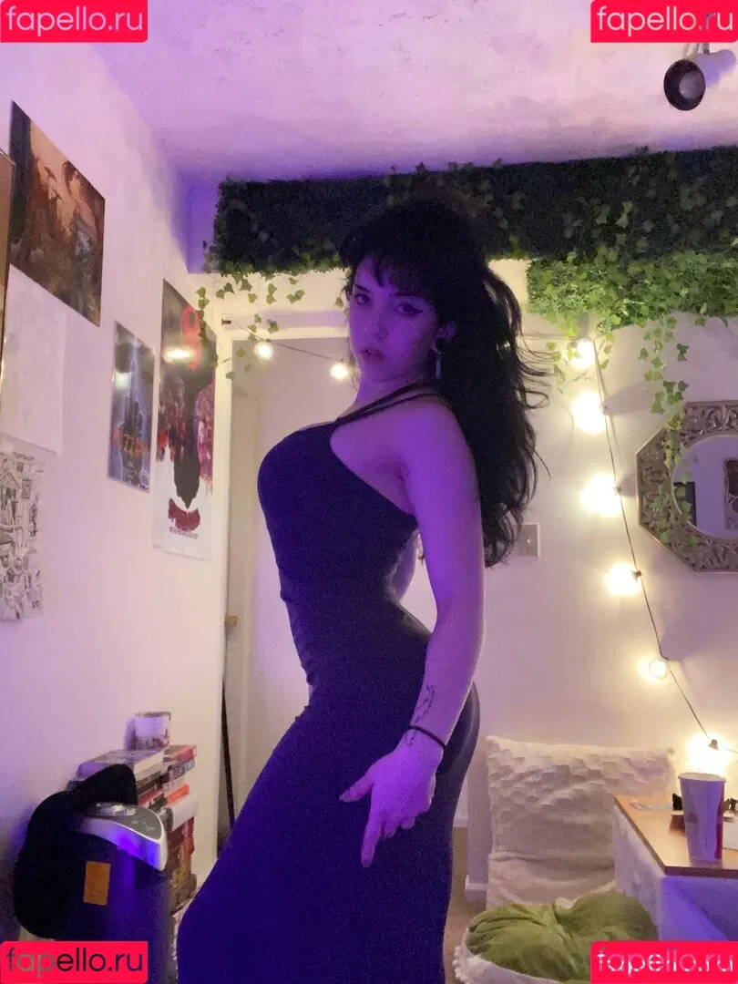 Amberthevalkyrie Onlyfans Photo Gallery 