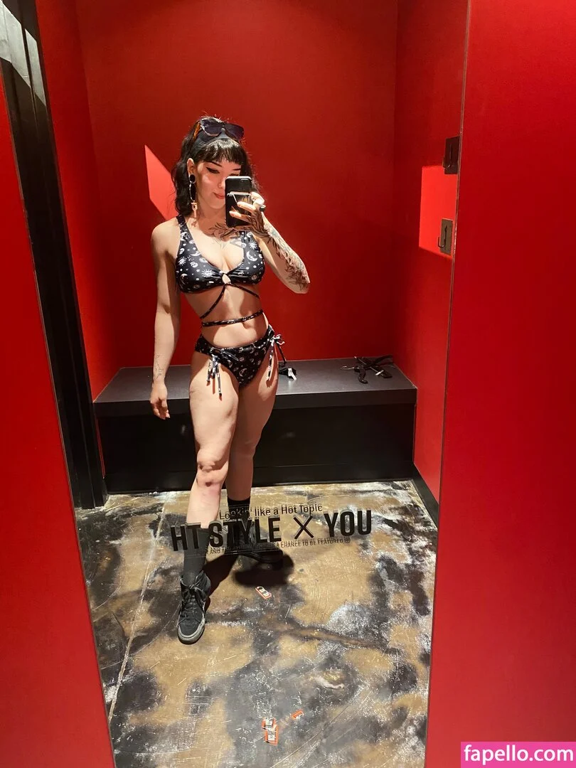 Amberthevalkyrie Onlyfans Photo Gallery 