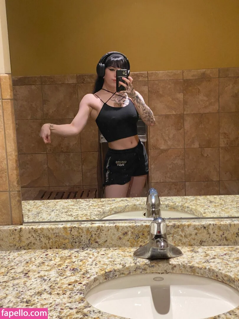 Amberthevalkyrie Onlyfans Photo Gallery 