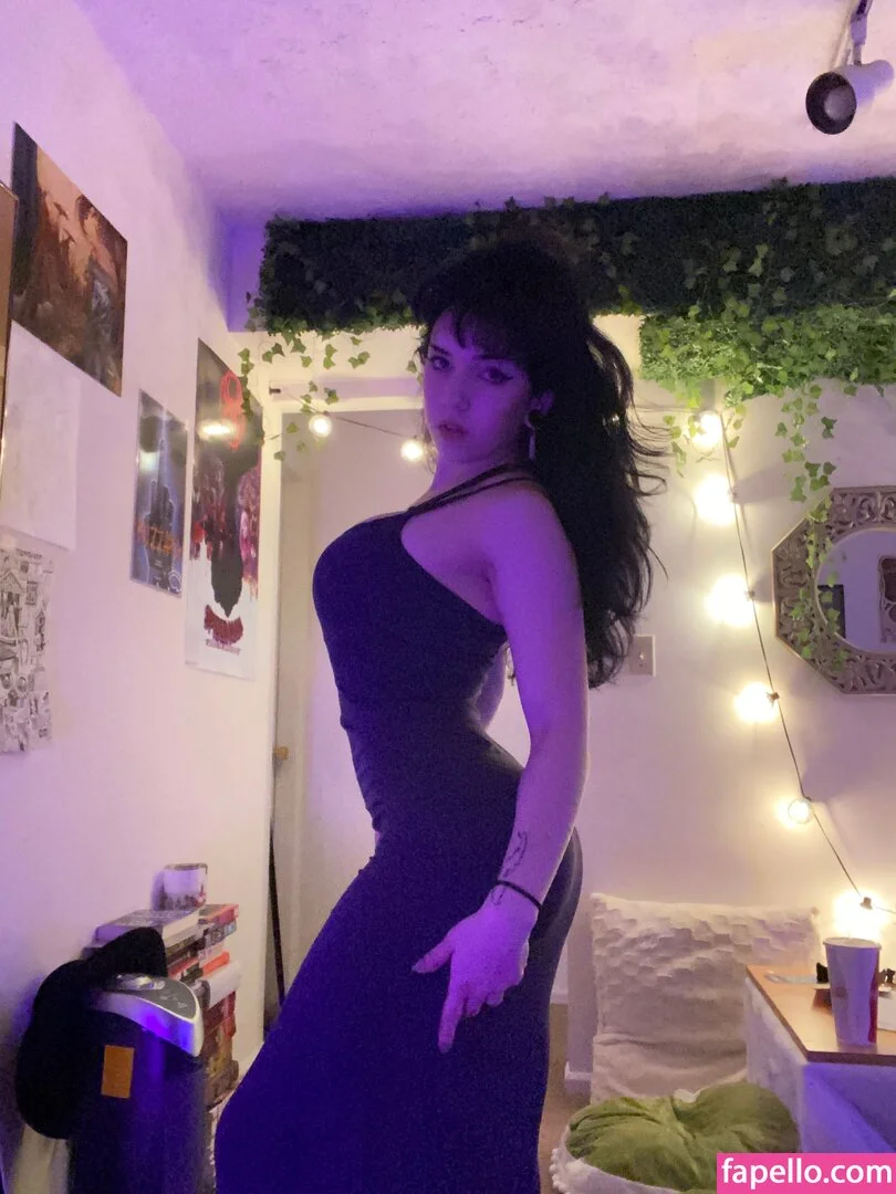 Amberthevalkyrie Onlyfans Photo Gallery 