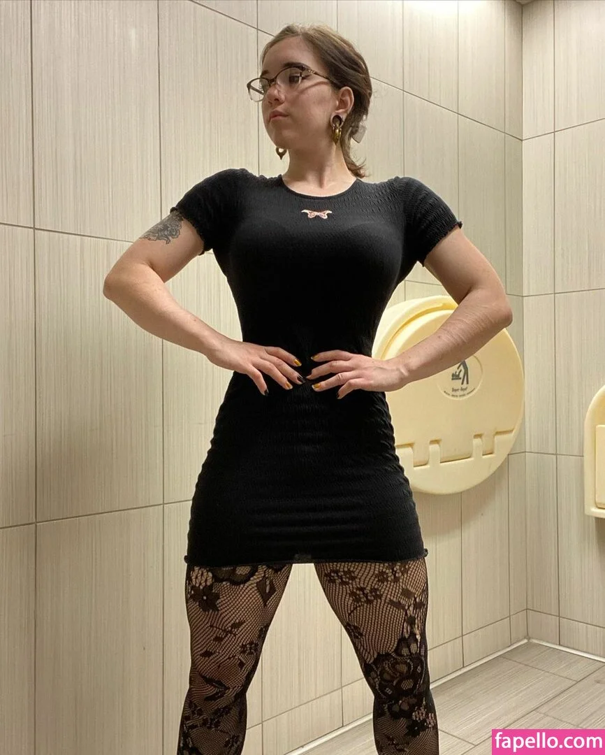 Amberthevalkyrie Onlyfans Photo Gallery 