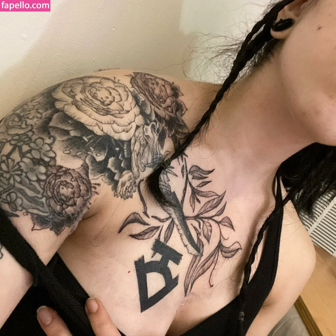 Amberthevalkyrie Onlyfans Photo Gallery 