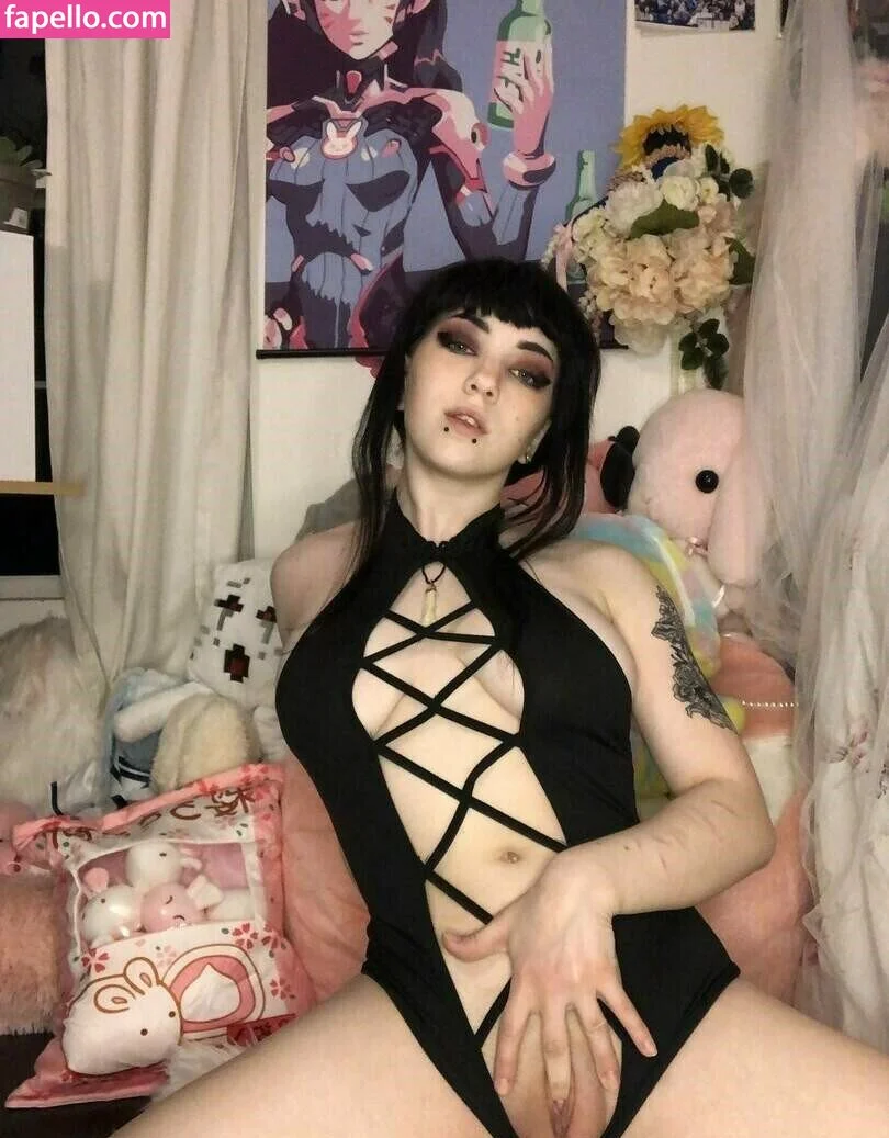 Amberthevalkyrie Onlyfans Photo Gallery 