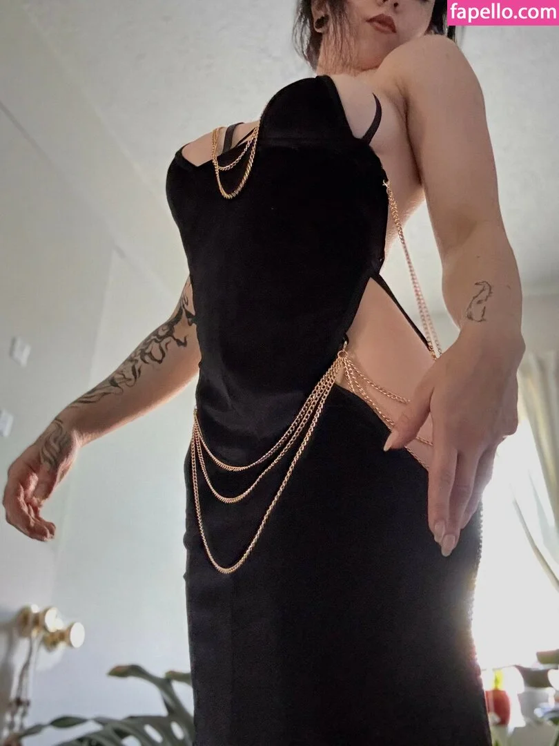 Amberthevalkyrie Onlyfans Photo Gallery 