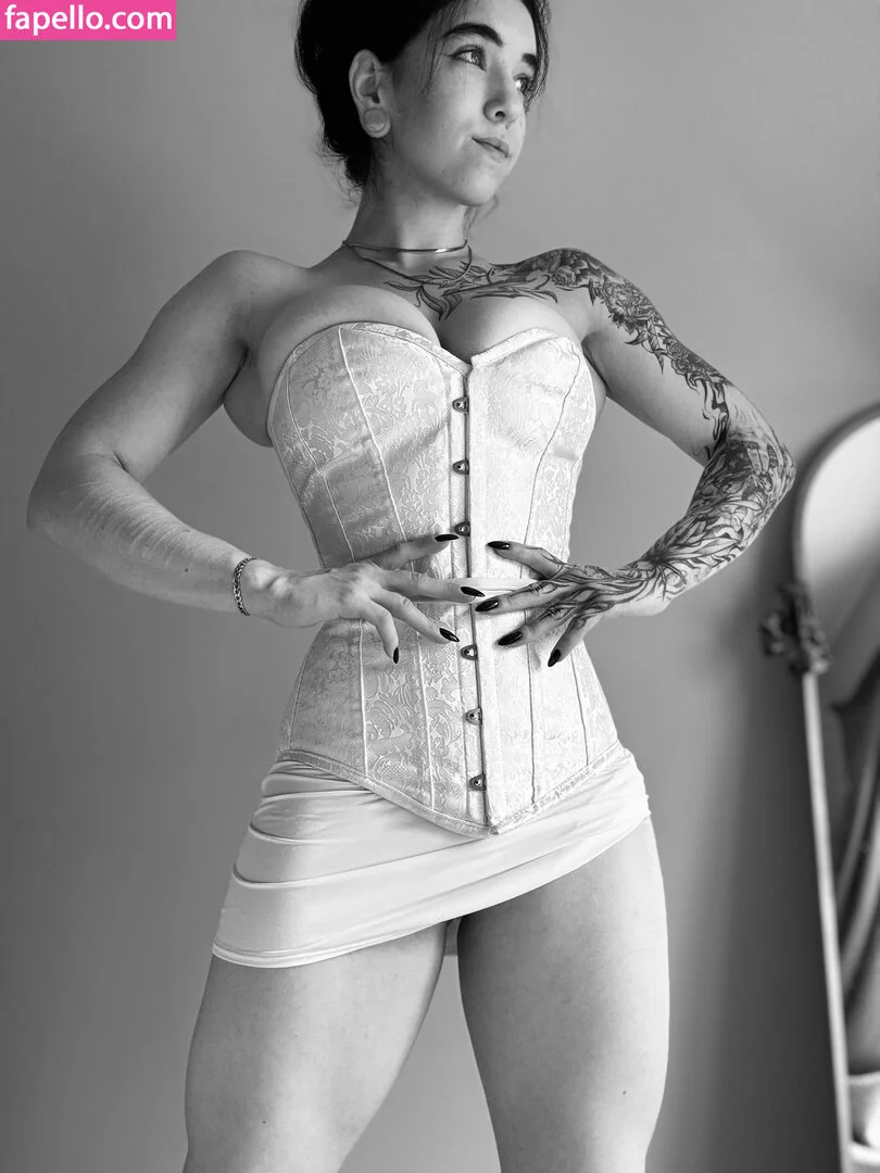 Amberthevalkyrie Onlyfans Photo Gallery 