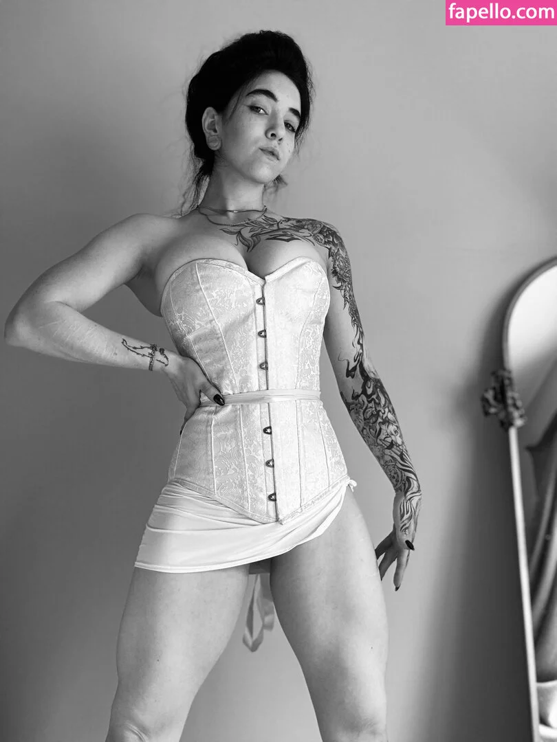 Amberthevalkyrie Onlyfans Photo Gallery 