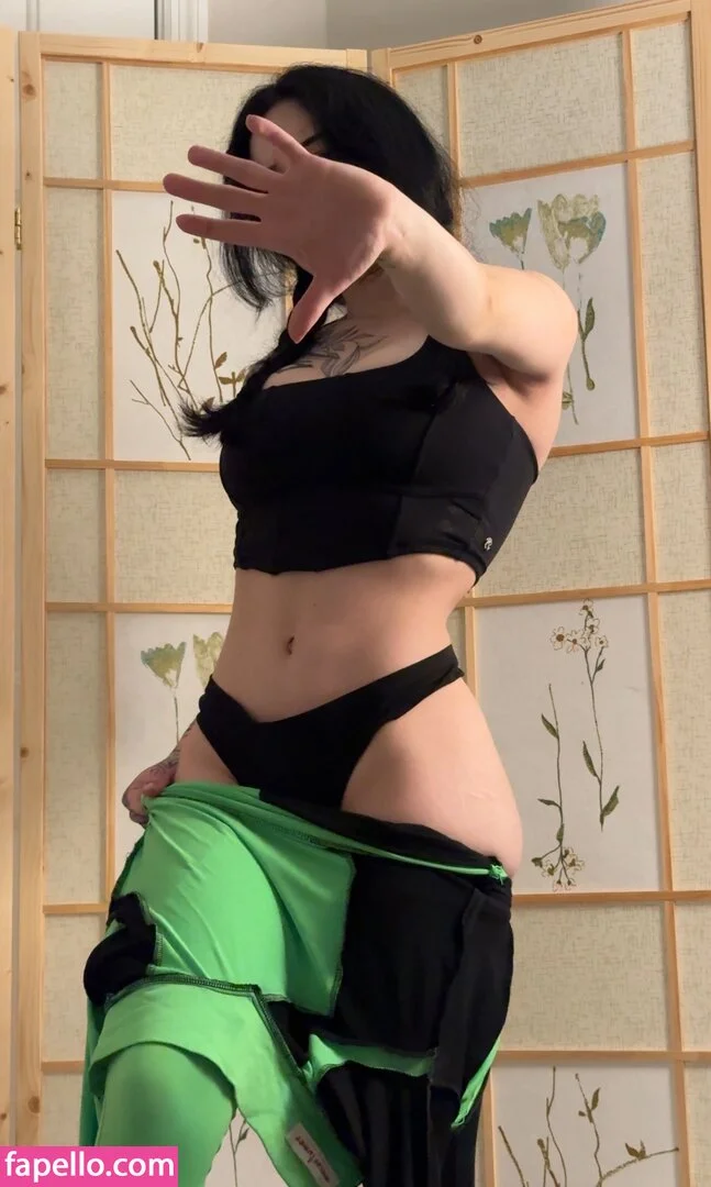 Amberthevalkyrie Onlyfans Photo Gallery 