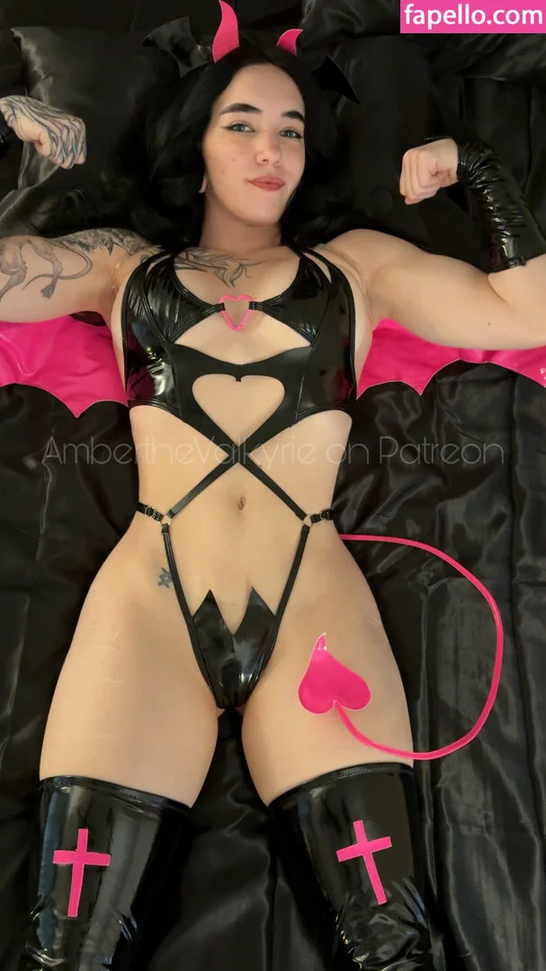 Amberthevalkyrie Onlyfans Photo Gallery 