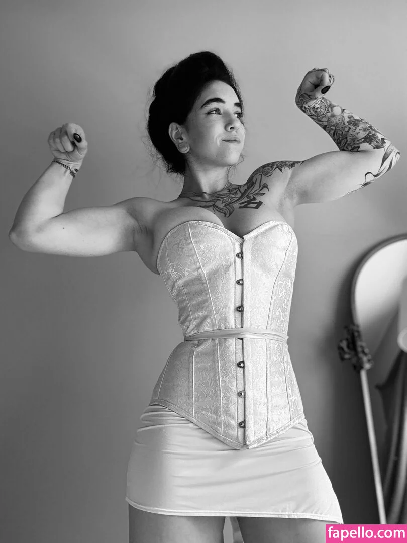 Amberthevalkyrie Onlyfans Photo Gallery 