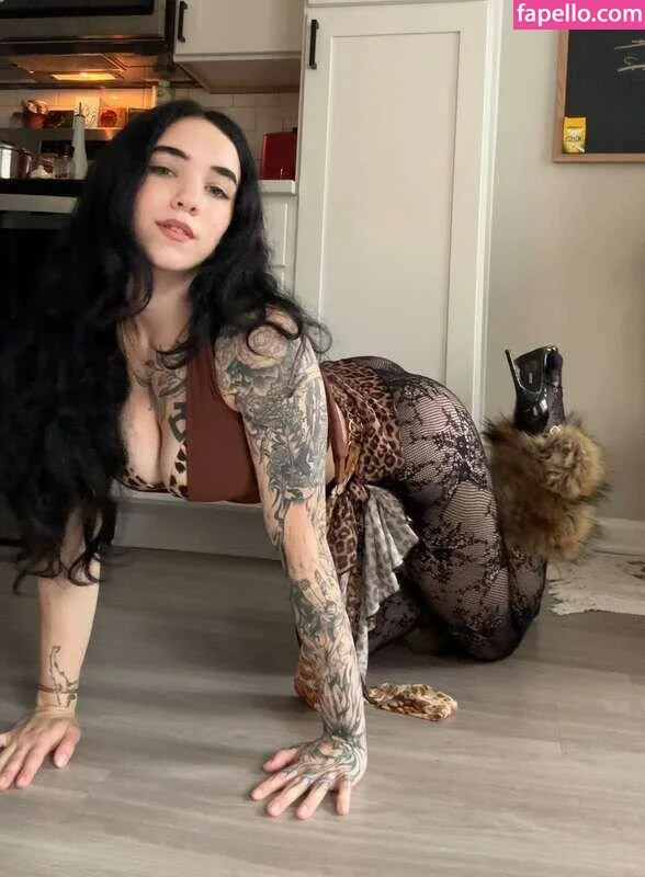 Amberthevalkyrie Onlyfans Photo Gallery 