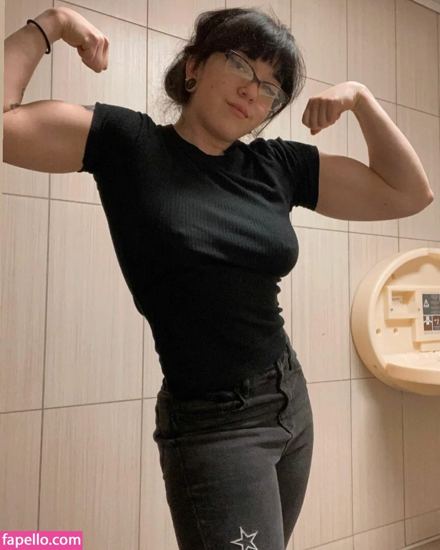 Amberthevalkyrie Onlyfans Photo Gallery 