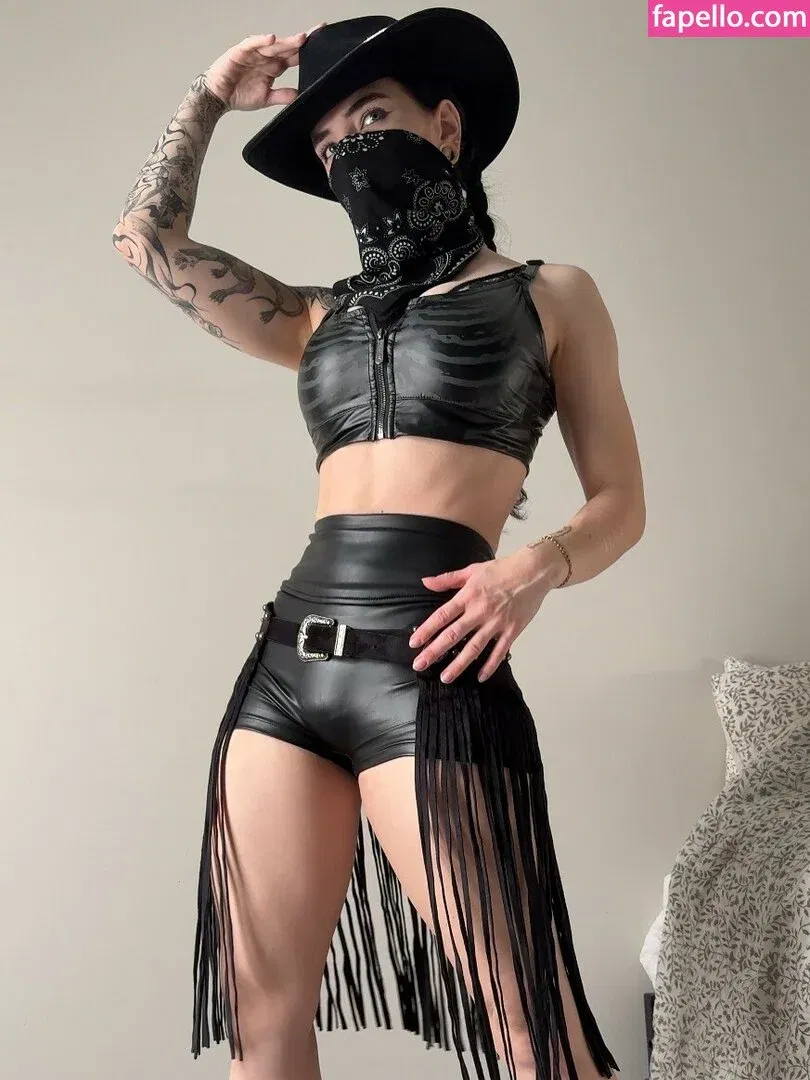 Amberthevalkyrie Onlyfans Photo Gallery 