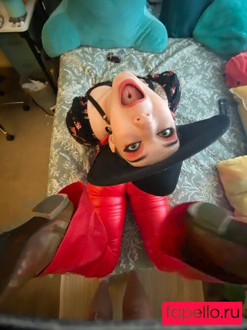 Amberthevalkyrie Onlyfans Photo Gallery 