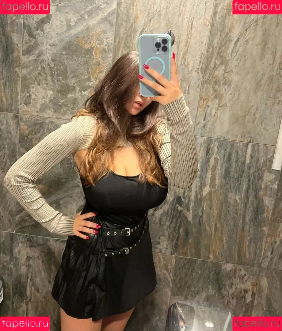 Simone Goodall Onlyfans Photo Gallery 