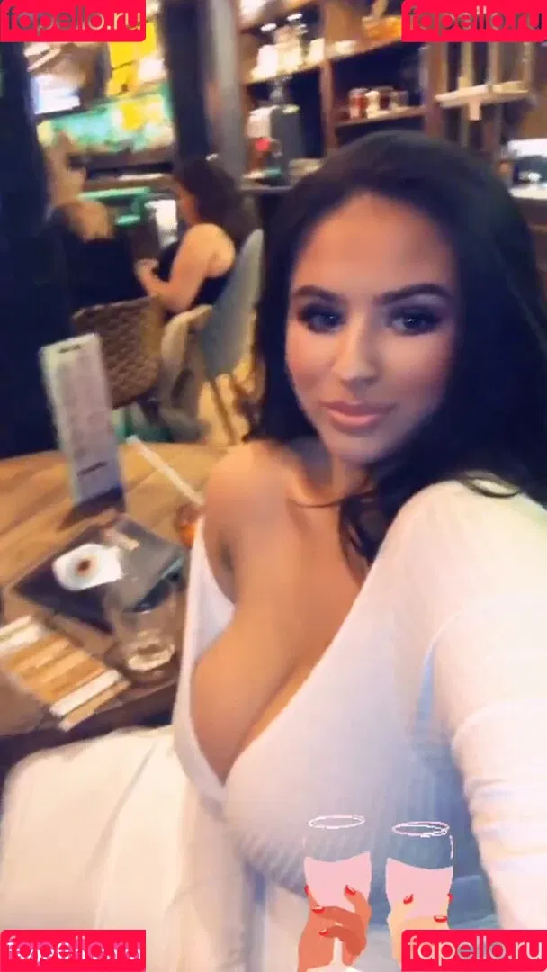 Simone Goodall Onlyfans Photo Gallery 