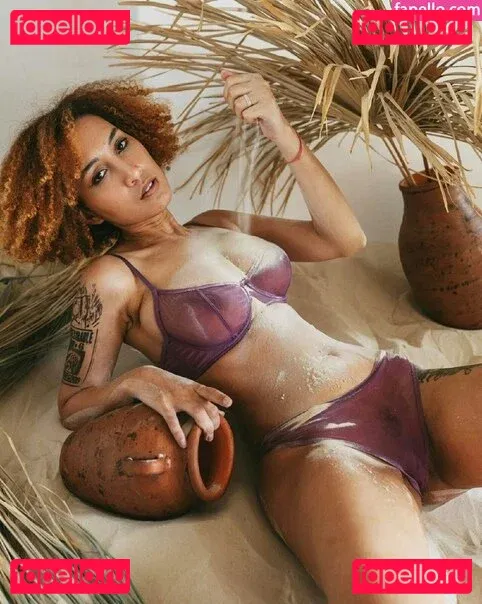 Stakis Laus Onlyfans Photo Gallery 