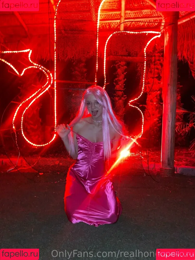 Honey Hayes Onlyfans Photo Gallery 