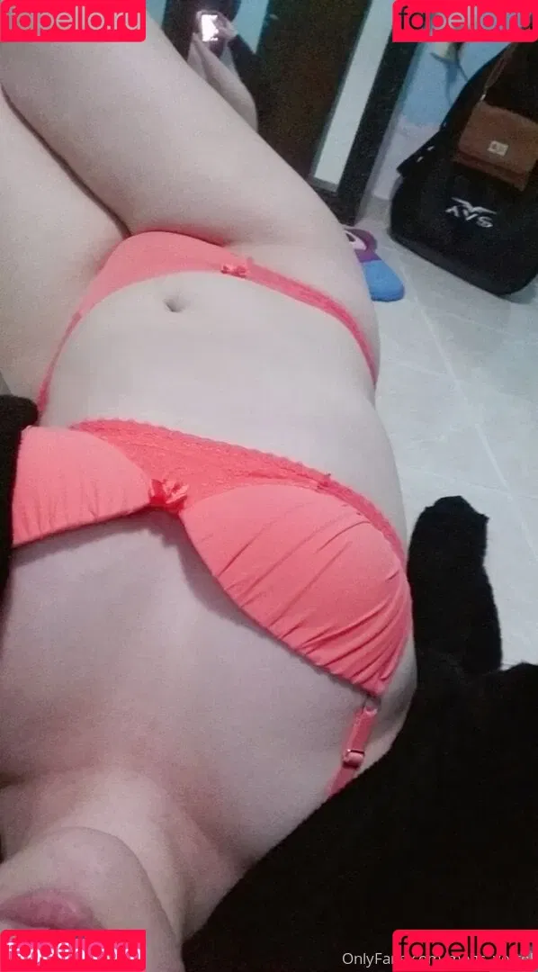 Megumi Vettel Onlyfans Photo Gallery 