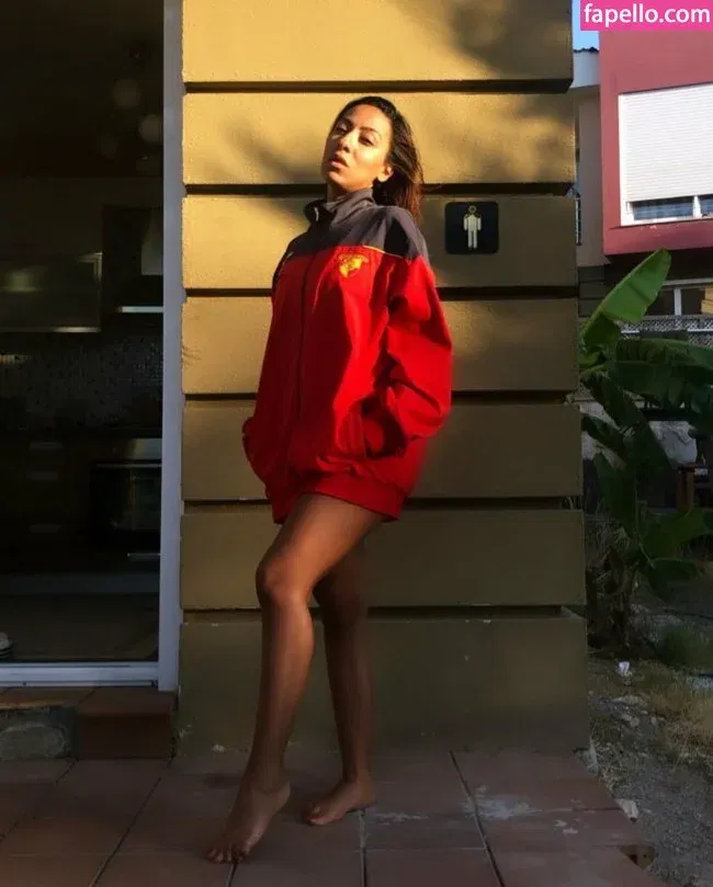 Nurdan Paksoy Onlyfans Photo Gallery 