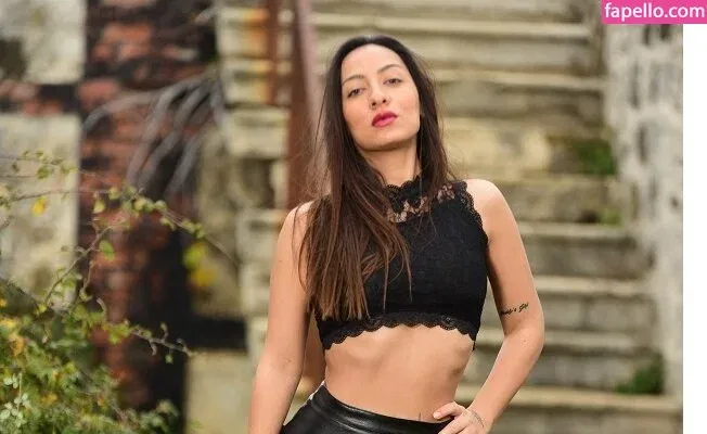 Nurdan Paksoy Onlyfans Photo Gallery 