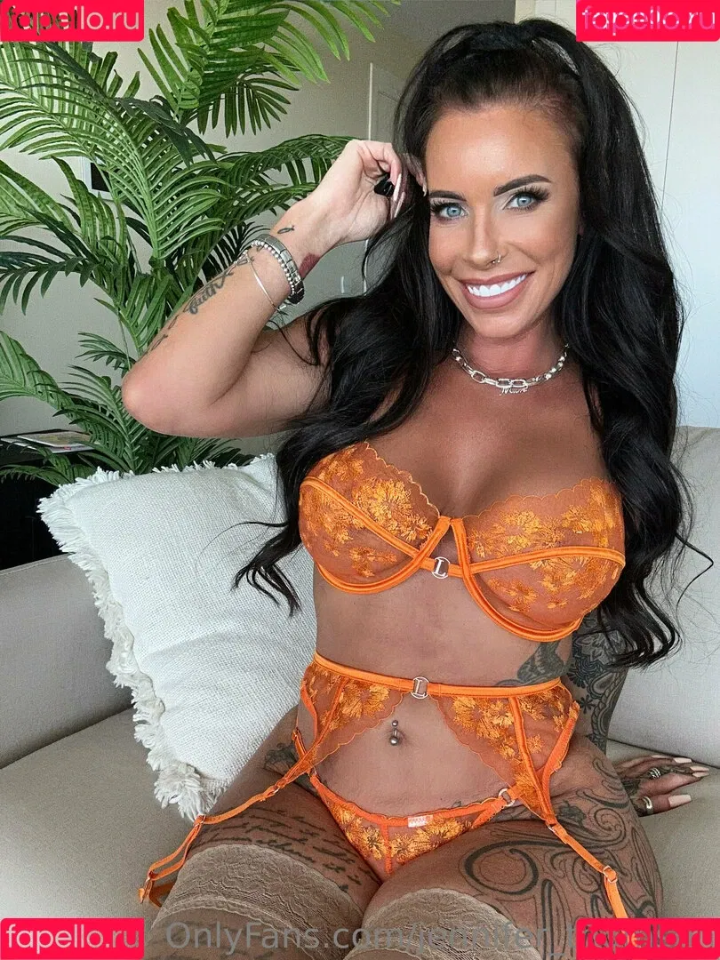 Jennifer Thomson Onlyfans Photo Gallery 